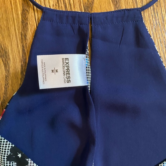 Express reversible tank top - Picture 4 of 5